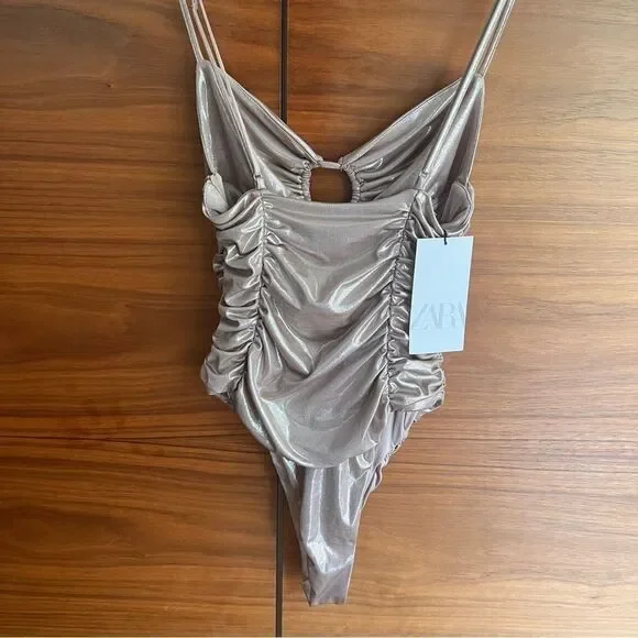 NWT Zara Metallic Gold Ruched Liquid Bodysuit with Cutout Medium 7818/384/303 - Picture 8 of 13